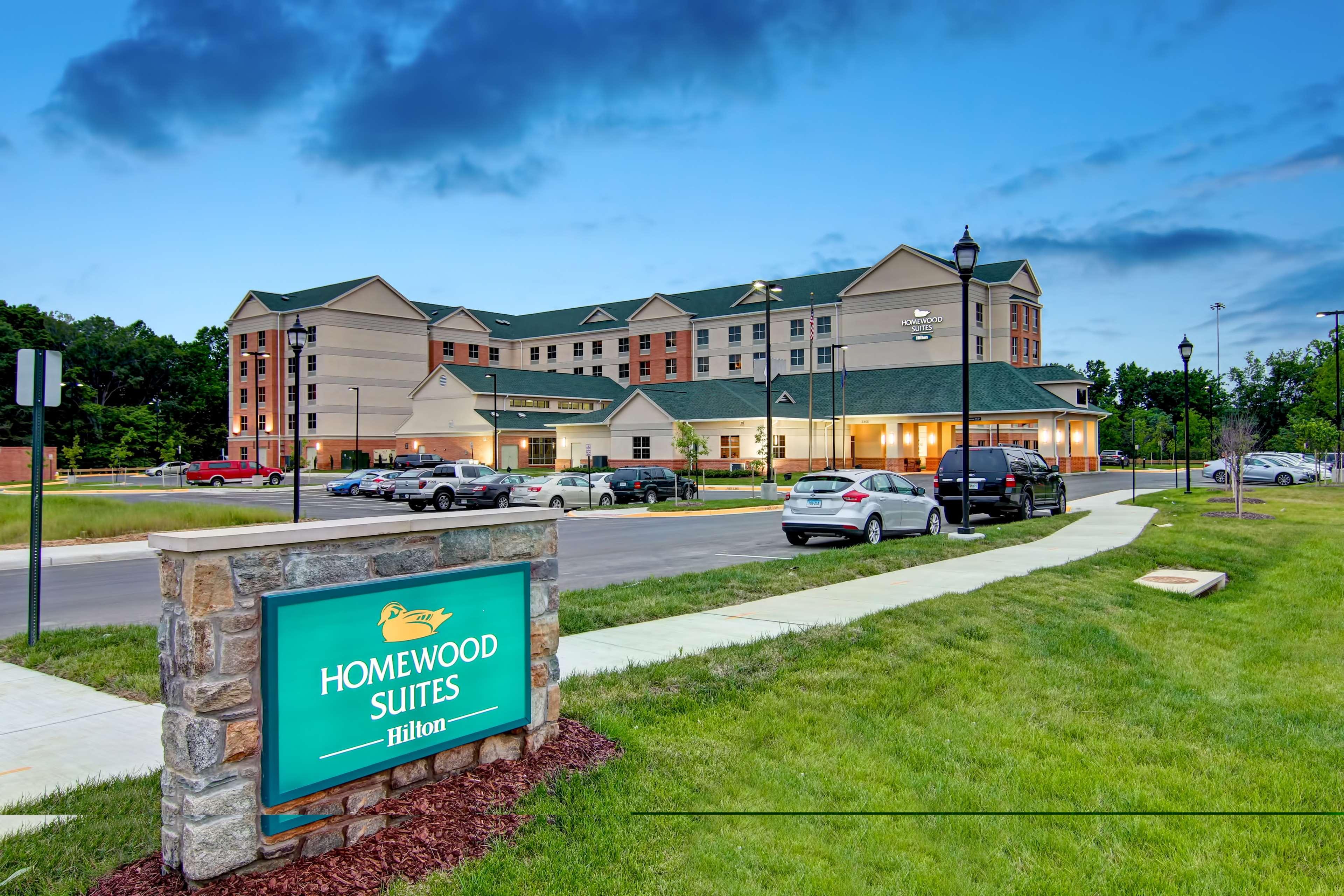 Homewood Suites By Hilton Вудбридж Екстер'єр фото